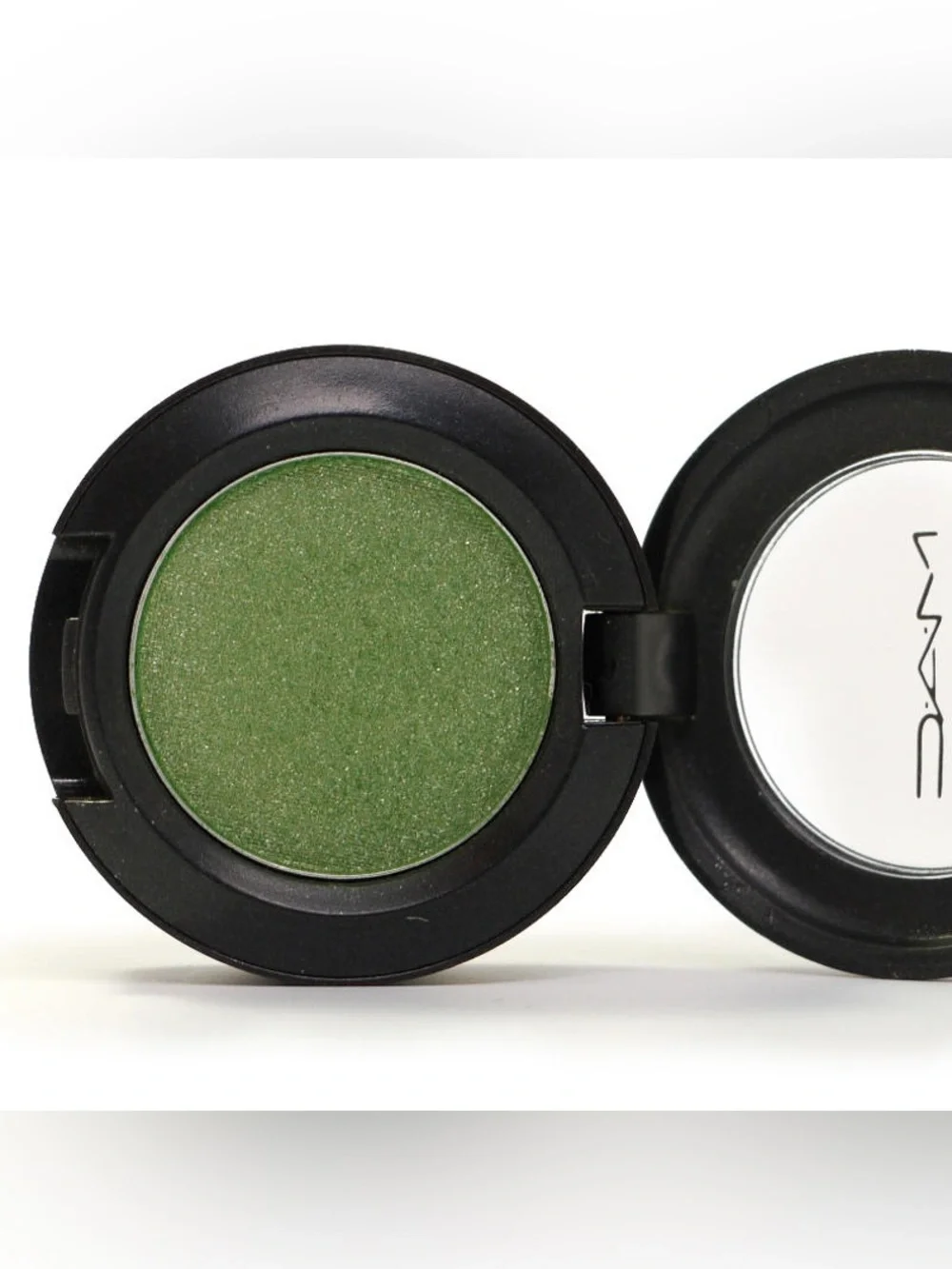 MAC Cosmetics Lustre Eyeshadow Single - Swimming